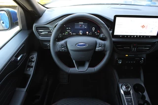 Ford Kuga Ford Kuga 2.5 FHEV ST-Line 190pk | SYNC 4 Navigatie | Achteruitrijcamera | Geen stekker nodig | 1.650pk trekgewicht - afbeelding nr 17
