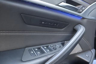 BMW 5 Serie Harman Kardon / Leder Dashboard / Camera / 19inch - afbeelding nr 13