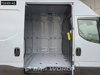 Iveco Daily Iveco Daily 35C21 2025 model! 210PK Automaat Dubbellucht LED ACC 3.5t trekhaak Navi L2H2 12m3 Airco Trekhaak - afbeelding nr 7