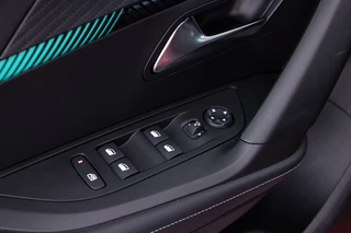 Peugeot e-2008 Peugeot e-2008 EV Allure Pack 50 kWh | Trekhaak ✅ 1e eigenaar 2023 - afbeelding nr 8