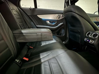 Mercedes-Benz C-Klasse Mercedes C-klasse 400 4MATIC V6 AMG Pano Burmester HUD Lucht - afbeelding nr 27
