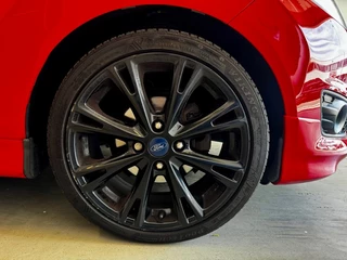 Ford Fiesta Ford Fiesta 1.0 EcoBoost Red Edition 140PK CLIMA 17 INCH PDC NAP APK 6-2026 - afbeelding nr 20