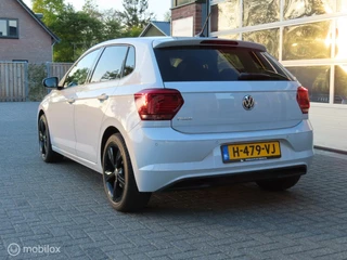 Volkswagen Polo Volkswagen Polo 1.0 TSI Highline/Automaat/virtueel/carplay/pdc/nav/17