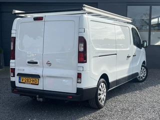 Nissan NV300 Nissan NV300 1.6 dCi 120 L2H1 Optima 3 Zitplaatsen,Navi,Airco,Cruise,PDC,Imperiaal,Trekhaak,Elek Ramen,N.A.P,APK Tot 06-2025 - afbeelding nr 2