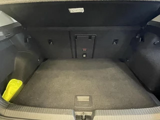 Volkswagen Golf Volkswagen Golf 1.5 eTSI Style Airco ECC Carplay Navi Adaptive Crusie Control Massagestoel AGR Ambiente verlichting - afbeelding nr 15