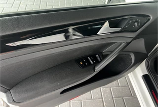 Volkswagen Golf Volkswagen Golf 1.2 TSI / Uitlaatklep / Adaptive Cruise / Stoelverwarming / Spoiler Pakket - afbeelding nr 13