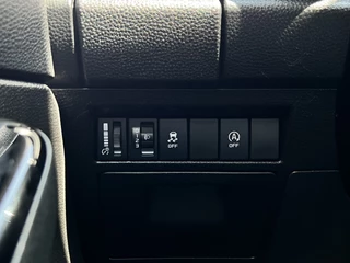 Isuzu D-Max Isuzu D-Max 1.9 Extended Cab LSX |Topcover| Rolbar | Bedliner | Trekhaak | 3500 kg Trekgewicht! - afbeelding nr 10