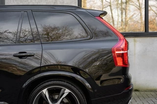 Volvo XC90 Volvo XC90 2.0 T8 Recharge AWD R-Design 360c Carbon Luchtvering - afbeelding nr 10