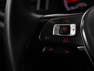 Volkswagen Polo Volkswagen Polo 1.0 TSI Highline | Stoelverwarming |  Parkeerhulp | Adaptive cruise | Navigatie | Bluetooth | Climate control | Getint glas - afbeelding nr 14