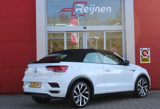 Volkswagen T-Roc Volkswagen T-Roc Cabrio 1.5 TSI 150PK AUTOMAAT R-LINE | VIRTUAL COCKPIT | STOEL/STUUR VERWARMING | 19