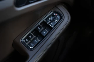 Porsche Macan Porsche Macan 3.6 TURBO - afbeelding nr 37