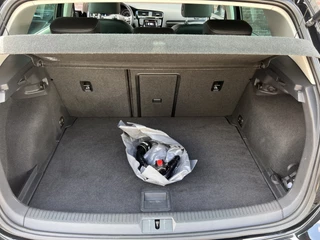 Volkswagen Golf | XENON | TREKHAAK |  CAMERA | NAVI | MASSAGESTOEL | - afbeelding nr 26