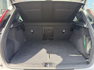 Volvo XC40 Volvo XC40 B4 197PK Plus Dark| Adap.Cruise| Trekhaak| Camera| Google| Elek. - afbeelding nr 37