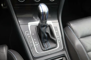 Volkswagen Golf Volkswagen Golf 1.4 TSI GTE Leder|Panoramadak|18inch|Stoelverwarming - afbeelding nr 17