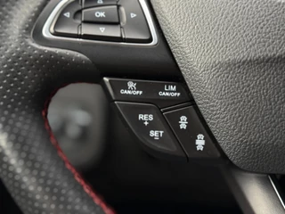 Ford Kuga Ford Kuga 1.5 ST-Line 4x4 Aut. 2020 | Leder | ACC | Camera | Elek. Achterklep | Trekhaak - afbeelding nr 18