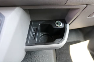 Volkswagen Transporter Volkswagen Transporter 2.0 TDI 150pk Automaat Airco Navigatie Achterklep - afbeelding nr 31