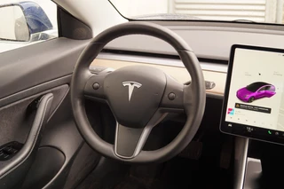 Tesla Model 3 - afbeelding nr 12