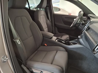 Volvo XC40 Volvo XC40 Single Motor Extended Range Core 82 kWh | Camera | Climate control | - afbeelding nr 4