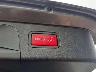 Mercedes-Benz GLC l Pano l LED l Trekhaak l Stoelverwarming l Camera l LMV l PDC l - afbeelding nr 29