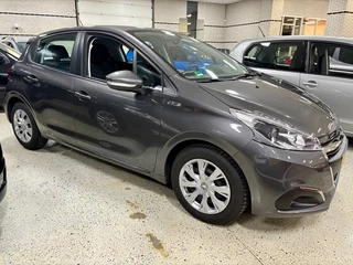 Peugeot 208 Peugeot 208 1.2 Navigatie DAB Airco Cruise PDC - afbeelding nr 5