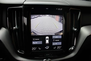 Volvo XC60 Volvo XC60 2.0 T8 Twin Engine AWD R-Design | Pano | Trekhaak - afbeelding nr 26