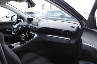 Peugeot 3008 Peugeot 3008 1.2 PureTech Blue Lease Executive | Distributieriem Vervangen! | Navigatie | Climate Control | Cruise Control | Parkeersensoren | Lichtmetalen Velgen | - afbeelding nr 12