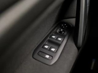 Peugeot 308 (PANORAMADAK, APPLE CARPLAY, GROOT NAVI, 360 CAMERA, SPORTSTOELEN, ADAPTIVE CRUISE, TREKHAAK, NIEUWSTAAT) - afbeelding nr 24