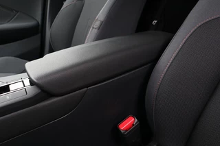 Toyota C-HR Toyota C-HR 1.8 Hybrid 140 Dynamic - afbeelding nr 15