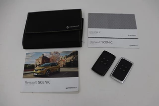 Renault Scénic Renault Scénic 1.2 TCe Intens | Trekhaak | Massage | Keyless |  Navigatie | Half leder | Camera | Climate control | Dodehoek detectie | Park Assist - afbeelding nr 26