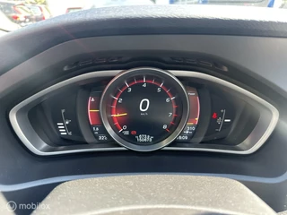 Volvo V40 Volvo V40 2.0 T2|Navigatie|Parkeersensoren|Digitaal Instrumentenpaneel - afbeelding nr 23