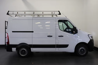 Renault Master - Airco - Cruise - Trekhaak - € 17.900,- Excl. - afbeelding nr 13