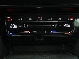 Volkswagen Passat Volkswagen Passat 1.4 TSI GTE | Stoel & stuurverwarming | Camera | Carplay | Trekhaak | Adaptive cruise | Standkachel | Navigatie | Full LED - afbeelding nr 25