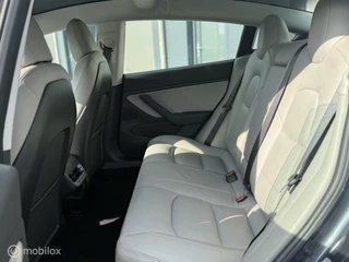 Tesla Model 3 Tesla Model 3 Long Range Dual Motor AWD 75 kWh TREKHAAK Leer - afbeelding nr 10