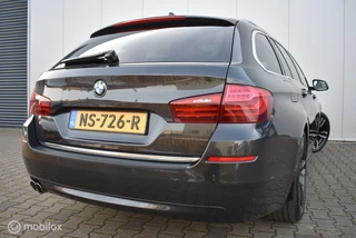 BMW 5 Serie BMW 530d Touring HighEx Sophistograu Pano HUD Comfortstoelen LaneAss. Xenon 19