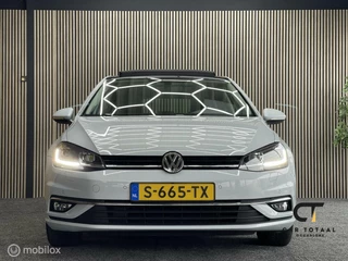 Volkswagen Golf Volkswagen Golf 1.0 TSI Highline R|Pano|Virtual|Dynaudio|VOL - afbeelding nr 2