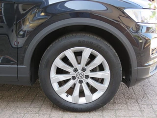 Volkswagen T-Roc Volkswagen T-Roc 1.5 TSI 150PK STYLE / Camera / Navi / Elec.achterklep / Adap.cruise / BOVAG garantie - afbeelding nr 45