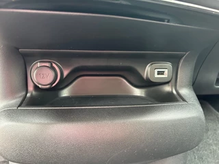 Citroën C4 Citroën C4 1.2 PURETECH SHINE AIRCO/ECC/CRUISE/NAVI/PDC/TREKHAAK/ENZ. - afbeelding nr 32