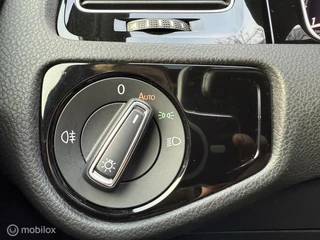 Volkswagen Golf Volkswagen Golf 2.0 TSI GTI Performance Business - afbeelding nr 34