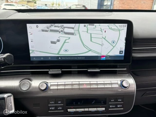 Hyundai Kona Hyundai Kona Electric Comfort Smart 65.4 kWh | Warmtepomp | Trekhaak | Stoel + stuur verwarm - afbeelding nr 19