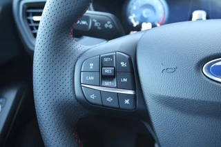 Ford Focus Ford Focus Wagon 1.0 EcoBoost Hybrid ST Line X 125pk | Winterpack | Driver Assistance pack | 18 inch Licht metaal | Incl 2.500,- Ford Voordeel - afbeelding nr 21