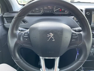 Peugeot 208 50% deal 3.125,- ACTIE Carplay / PDC / LMV / Cruise / Navi / Airco - afbeelding nr 2