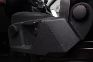 Ford Transit Custom Ford Transit Custom 320 2.0 TDCI L2H1 / LED / CARPLAY / STOELVERW / TREKHAAK / 16'' - afbeelding nr 18