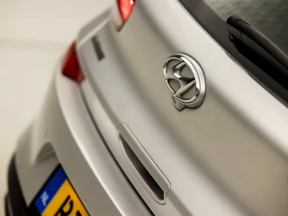 Hyundai i30 (APPLE CARPLAY, NAVIGATIE, CAMERA, CLIMATE, TREKHAAK, SPORTSTOELEN, CRUISE, LM VELGEN, NIEUWSTAAT) - afbeelding nr 31