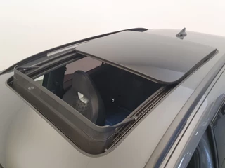 Volkswagen Tiguan Volkswagen Tiguan 1.5 eTSI 150pk DSG/AUT R-Line Wegklapbare trekhaak, Panoramadak, 360 camera - afbeelding nr 28