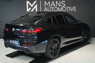 BMW X4 BMW X4 M40i M Sport / PANODAK / HUD / KEYLESS / DODEHOEK / CAMERA / 21'' - afbeelding nr 4