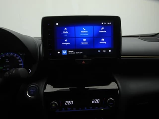 Toyota Yaris Cross Toyota Yaris Cross 1.5 Hybrid Adventure automaat | CarPlay | Navigatie | Parkeersensoren | Achteruitrijcamera | Stoelverwarming | LED verlichting | Elektrische kofferklep - afbeelding nr 31