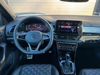 Volkswagen T-Roc Volkswagen T-Roc Cabrio 1.5 TSI R-line 19 inch LM velgen/Leder/Virtual/Blackpack/Compleet/Trekhaak/Garantie - afbeelding nr 26