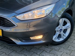 Ford Focus Ford Focus Wagon 1.0 125pk Nieuwe Distributieriem i.c.m Afl Pakket | Stoelverwarming | Trekhaak | Airco | Navigatie | - afbeelding nr 5