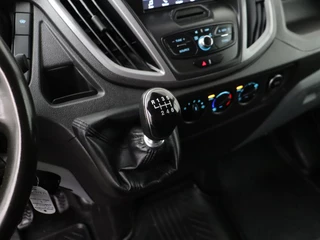 Ford Transit Ford Transit 2.0TDCI L2H2 Imperiaal | Trekhaak | Navigatie | Camera | 3-Persoons | Airco | Cruise - afbeelding nr 15