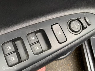 Kia Rio Kia Rio 1.2 CVVT ExecutiveLine 68.DKM ECC CRUISE PDC CAMERA LED - afbeelding nr 12